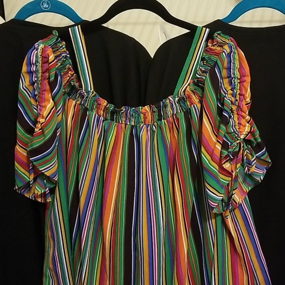 Top - Picture 4 of 4